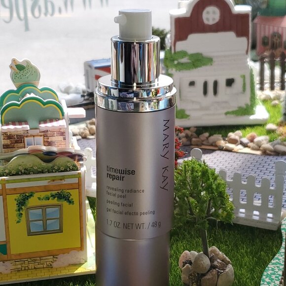 Mary Kay Timewise Repair Revealing Radiance Facial - Picture 7 of 9